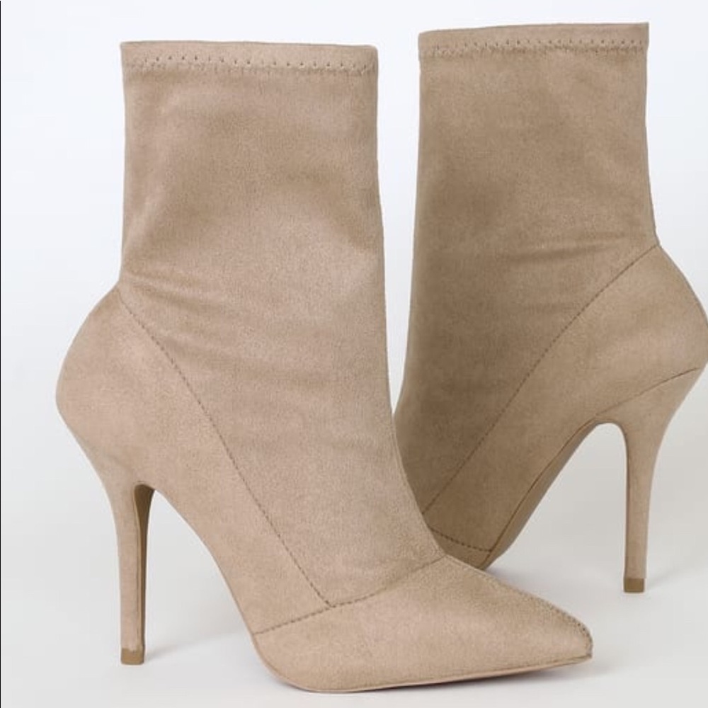 New Pointed sock boot